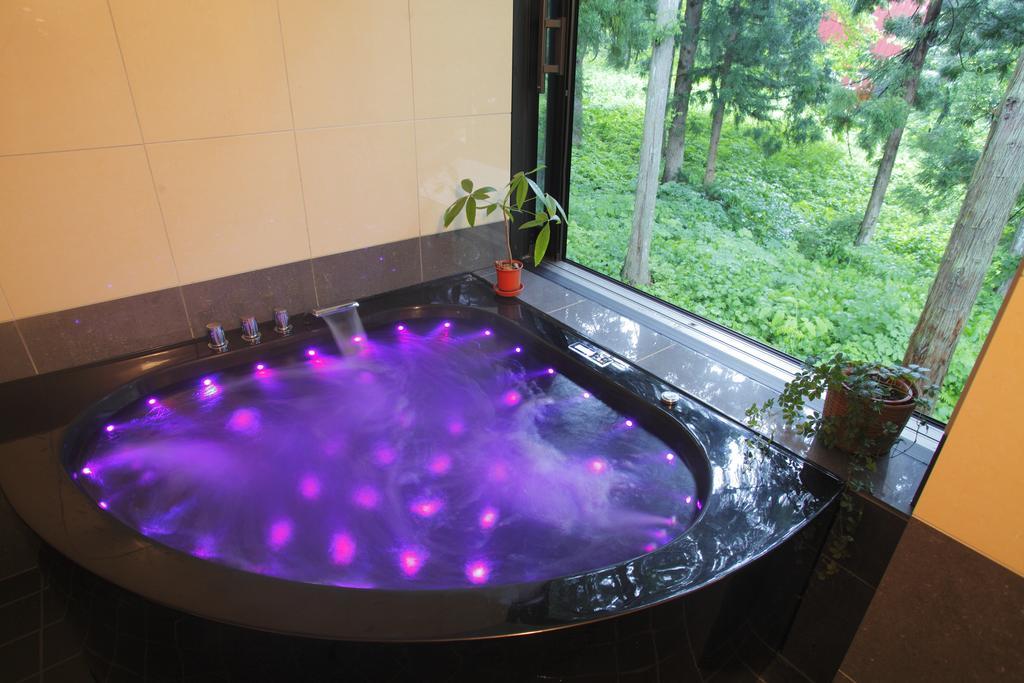 Hakubagoryu Pension&logcottage Arumu Gasthof 2*